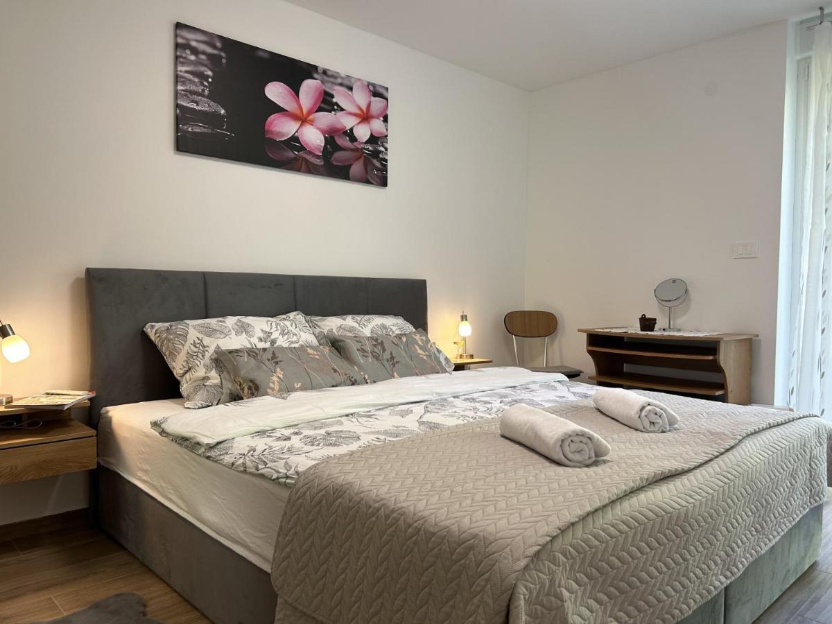 Apartment Toni Lovran Eksteriør billede